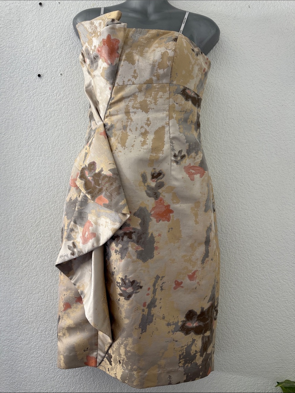 Maggy London Strapless Metallic Floral Sheath Dress in Gold, Beige, Coral